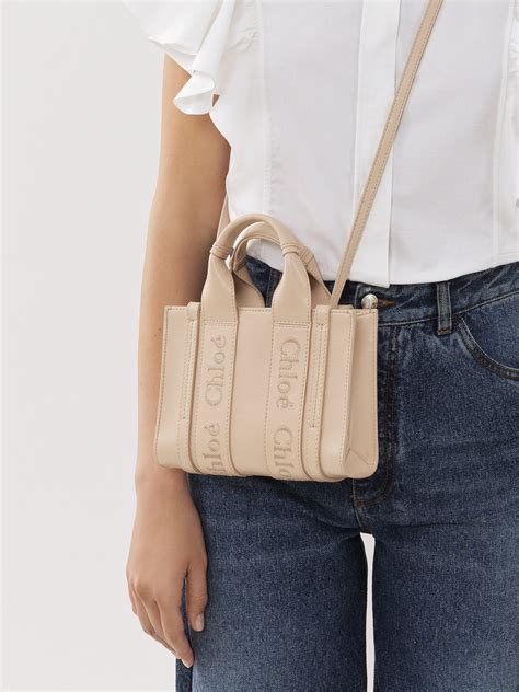 chloe woody tote bag leather|chloe woody tote bag price.